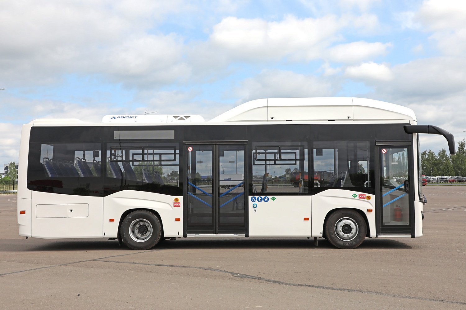 Автобус КАМАЗ-4290-5N (КПГ)